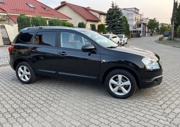 Nissan Qashqai+2 cena 29900 przebieg: 215000, rok produkcji 2009 z Sandomierz małe 232